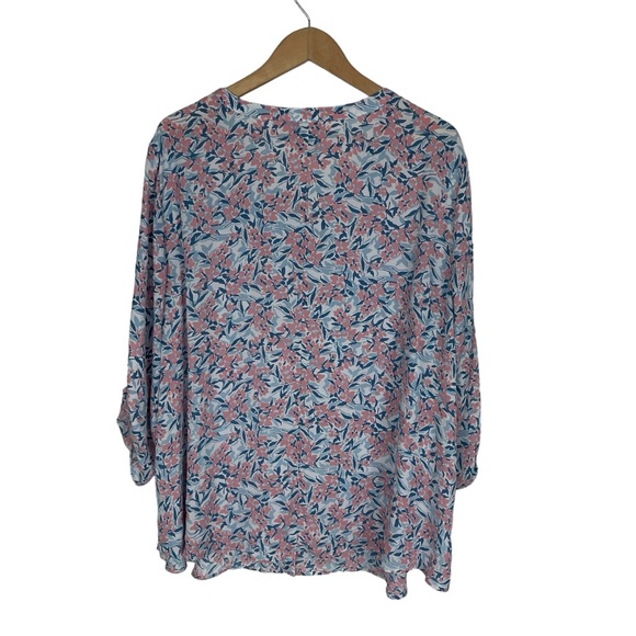 Catherines Blue Pink Floral Top Blouse Button Up 3/4 Roll Tab Sleeves Plus 3X‎ - Picture 3 of 9